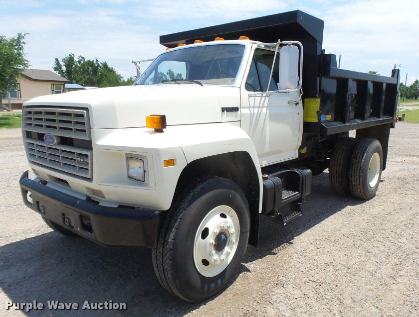 Ford f800 Dump Truck