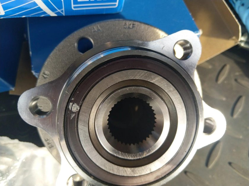 Ступичный подшипник Шкода Октавия а7