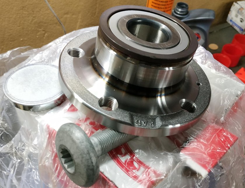 Ступица Шкода Октавия а5