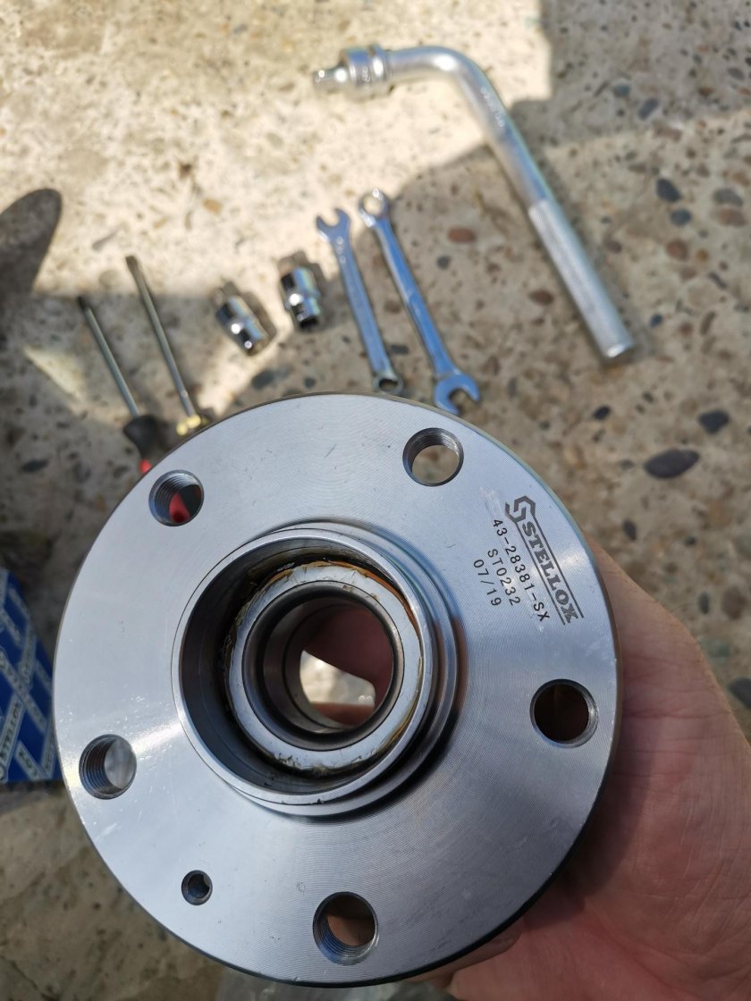 Ступичный подшипник Шкода Октавия