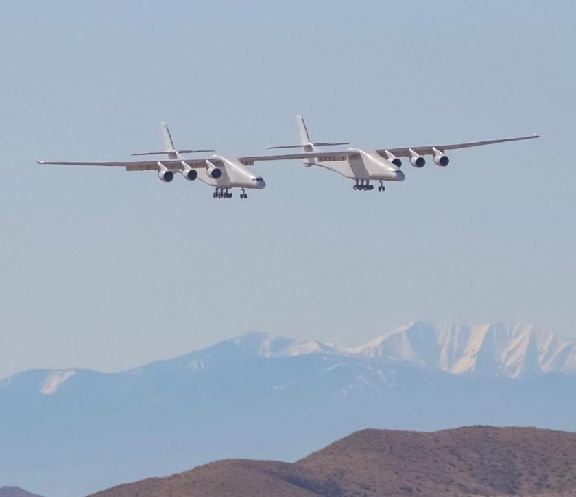 Самолет Stratolaunch model 351