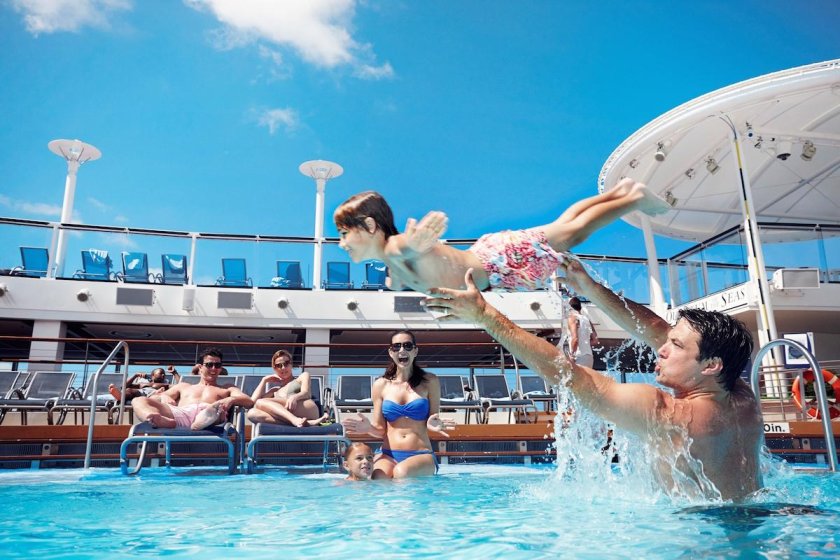 Круизный лайнер развлечения