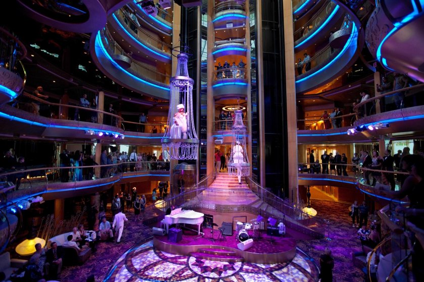 Quantum of the Seas круизный лайнер