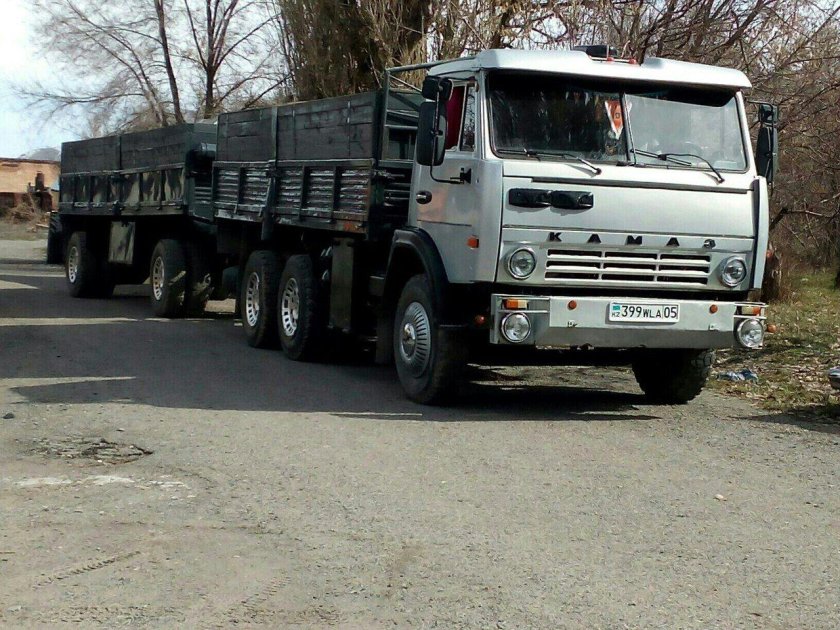 КАМАЗ 5320 бортовой