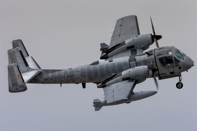 Ov-1 Mohawk самолет