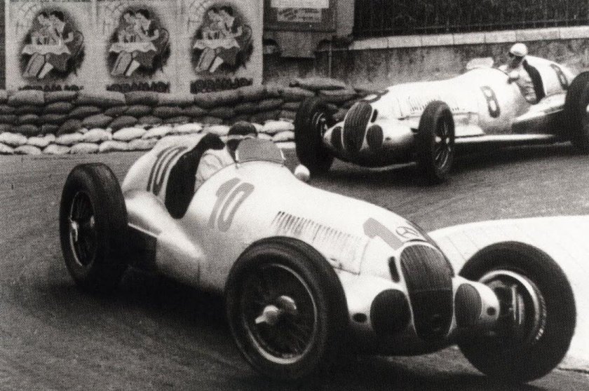 Гоночный Мерседес 1930