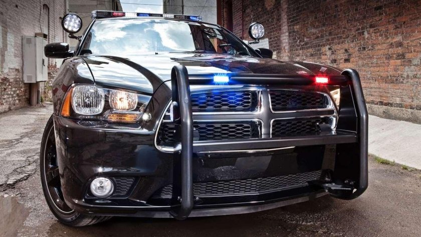 Dodge Charger с кенгурятником