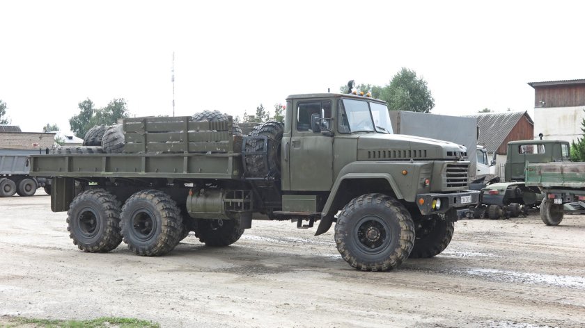 КРАЗ 260 ранний
