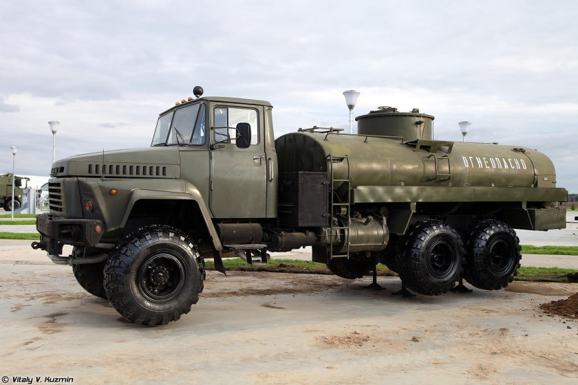 КРАЗ 260 АЦ 10