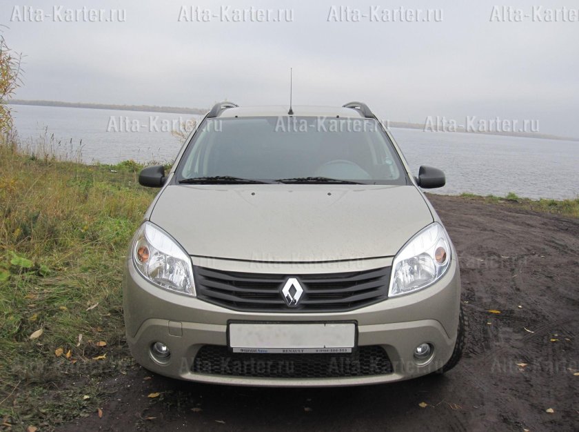 Renault Logan светлый базальт