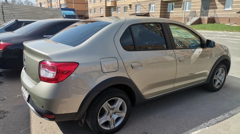 Логан степвей светлый базальт