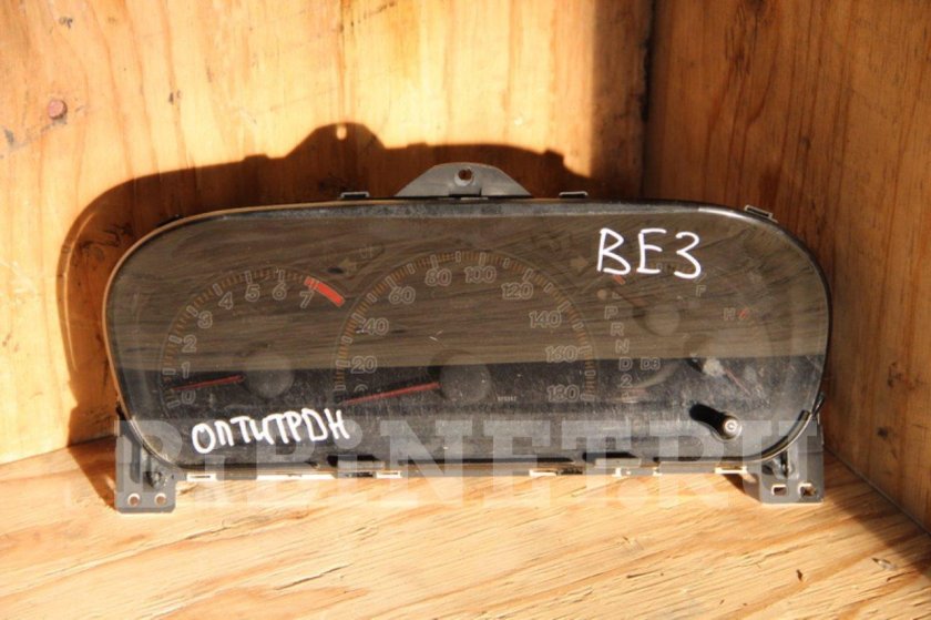 Honda Edix панель приборов