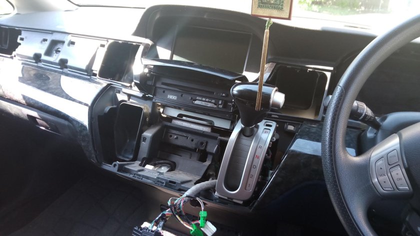 Honda Edix разбор панели