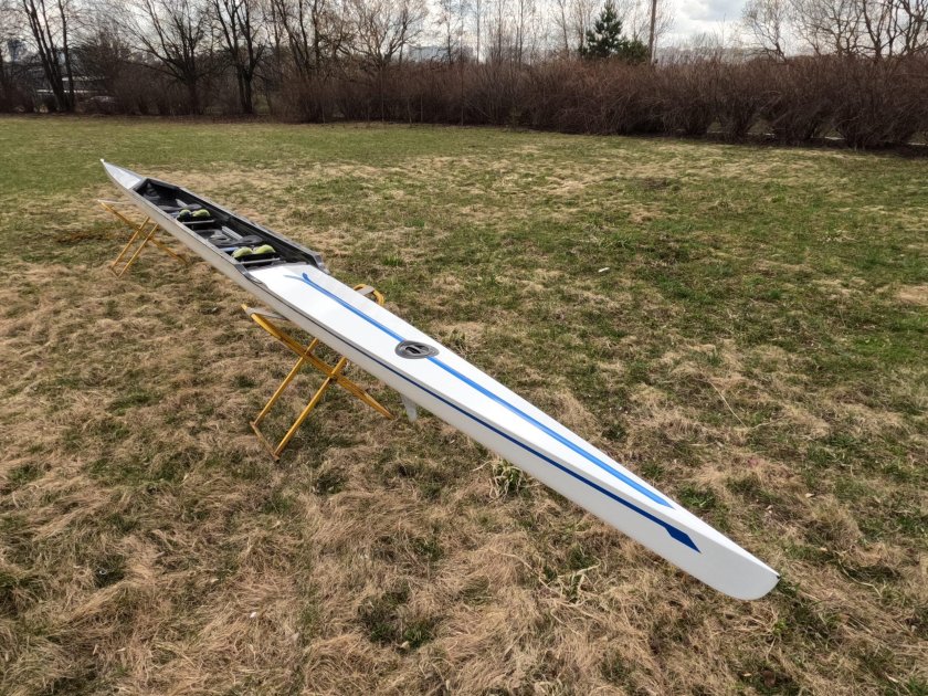 Филиппи лодка Академическая