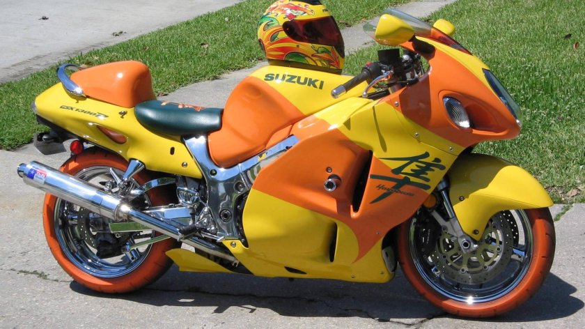 Сузуки Хаябуса 1300