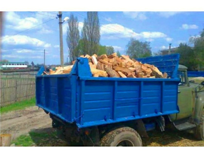 ЗИЛ 130 С дровами