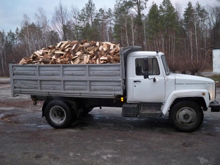 ГАЗ 53 С дровами