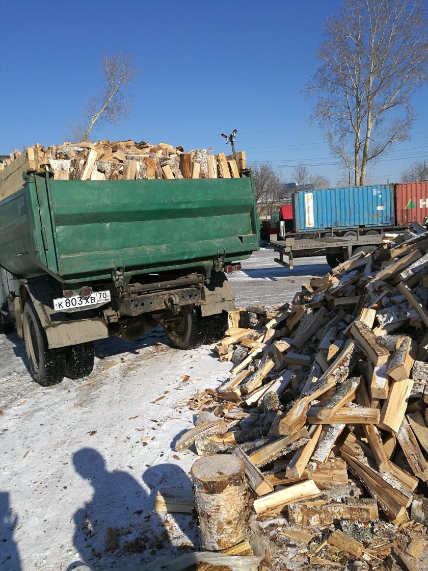 ЗИЛ 131 С дровами