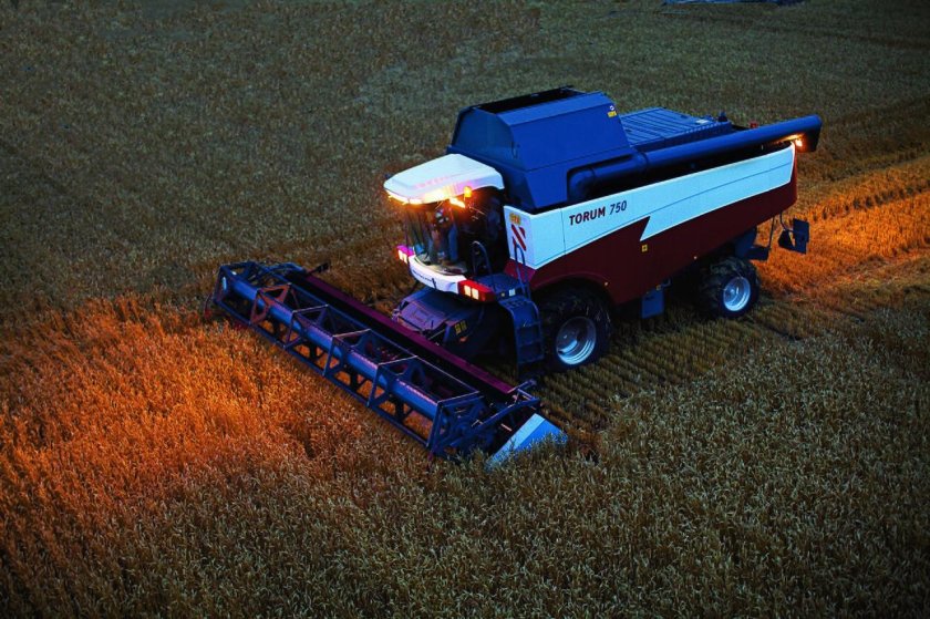 Роторный комбайн Торум 750
