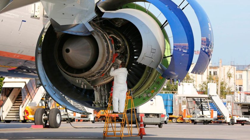 Двигатель General Electric ge90
