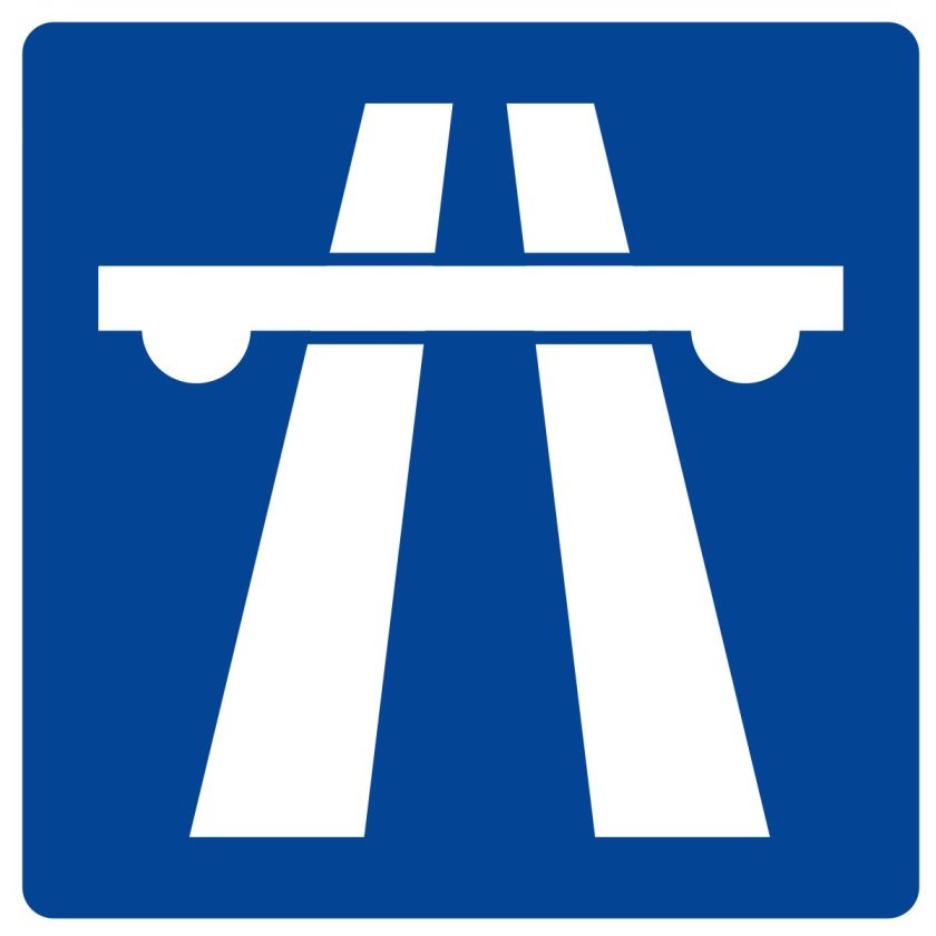 Знак автомагистрали на синем фоне