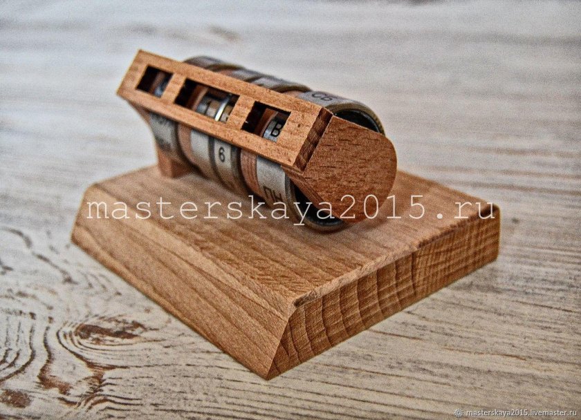 Календарь из подшипников