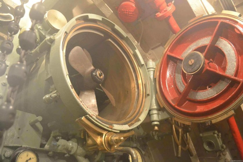 Подшипник из дерева на подводной лодке