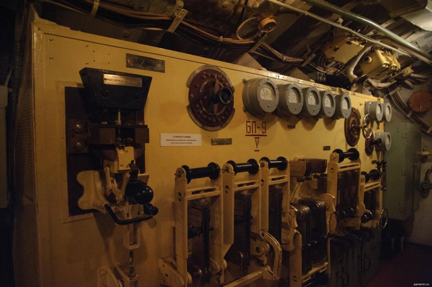 Подводная лодка Народоволец в Санкт-Петербурге