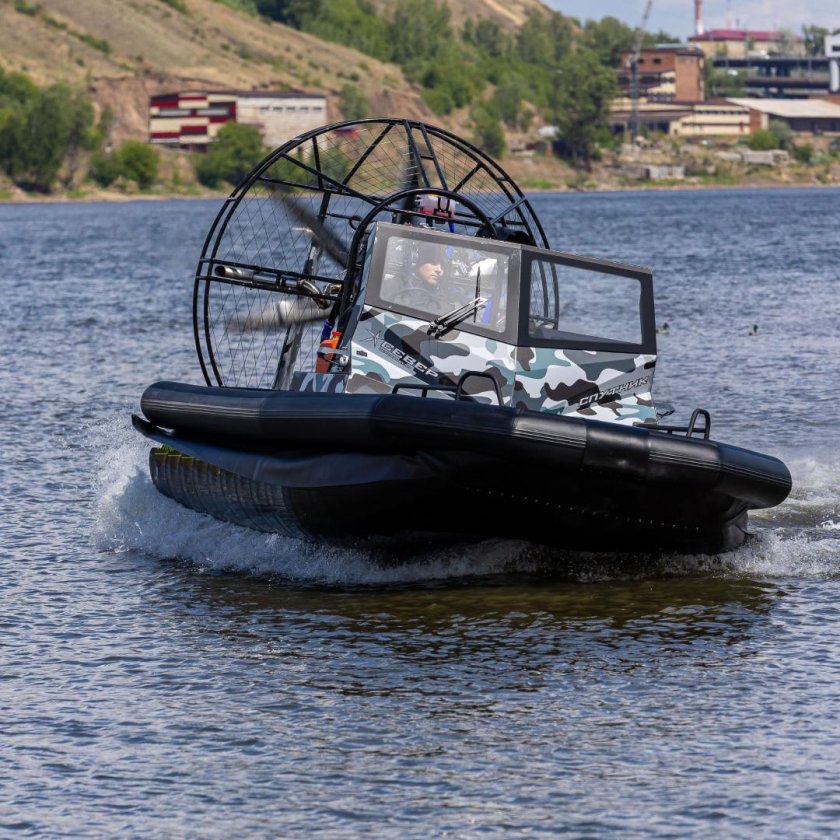 Аэролодка Спутник 550к