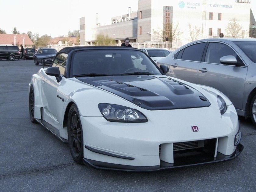 Powerhouse amuse Honda s2000