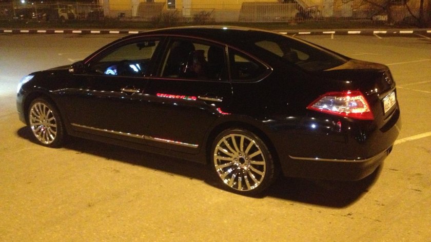 Nissan Teana на 19 дисках