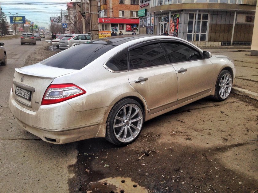 Nissan Teana j32 r19