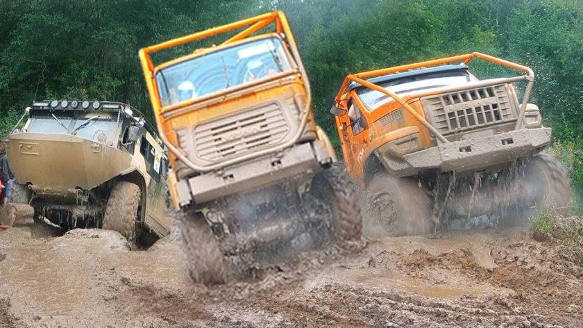 Гонки на грузовиках по бездорожью