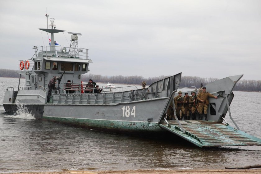 МДК малый десантный корабль