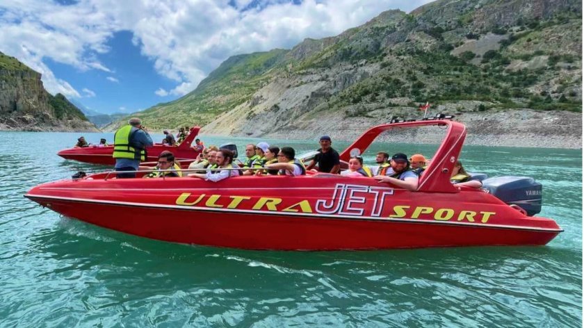 Сулакский каньон в Дагестане на катере