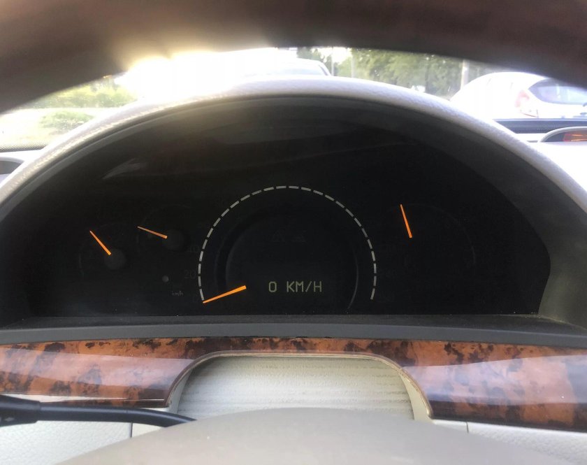 Щиток приборов Мерседес 220