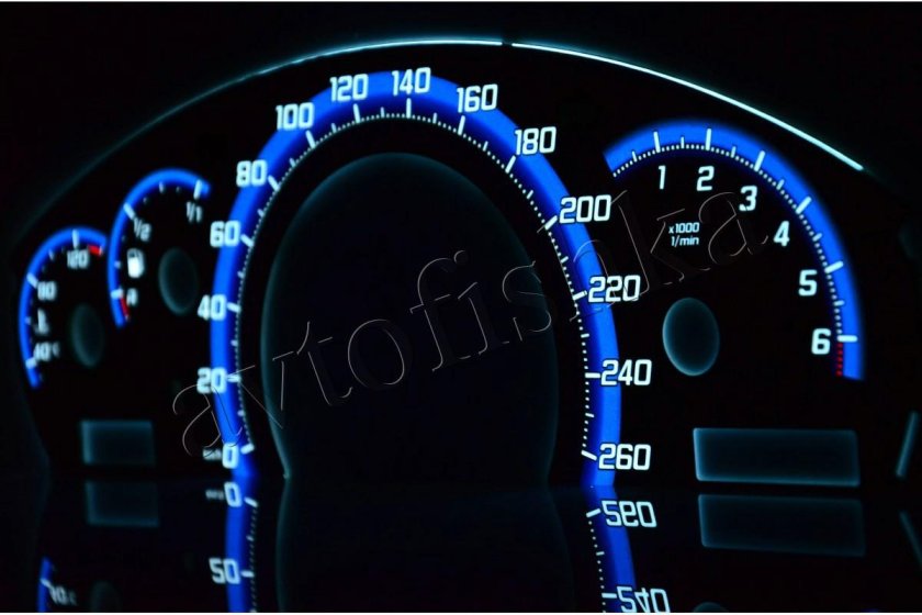 Панель приборов Мерседес Бенц 220