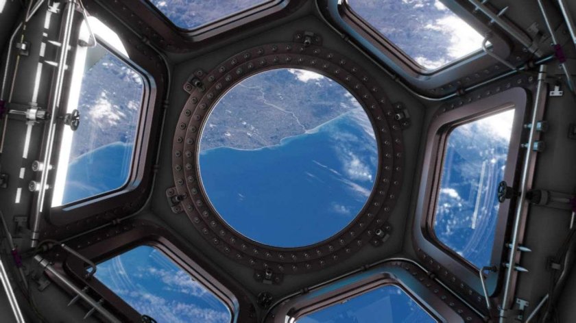 Окно космического корабля