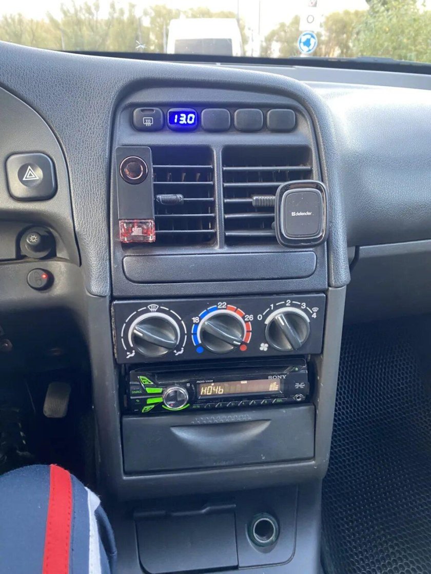 ВАЗ 2112 европанель рамка под магнитолу