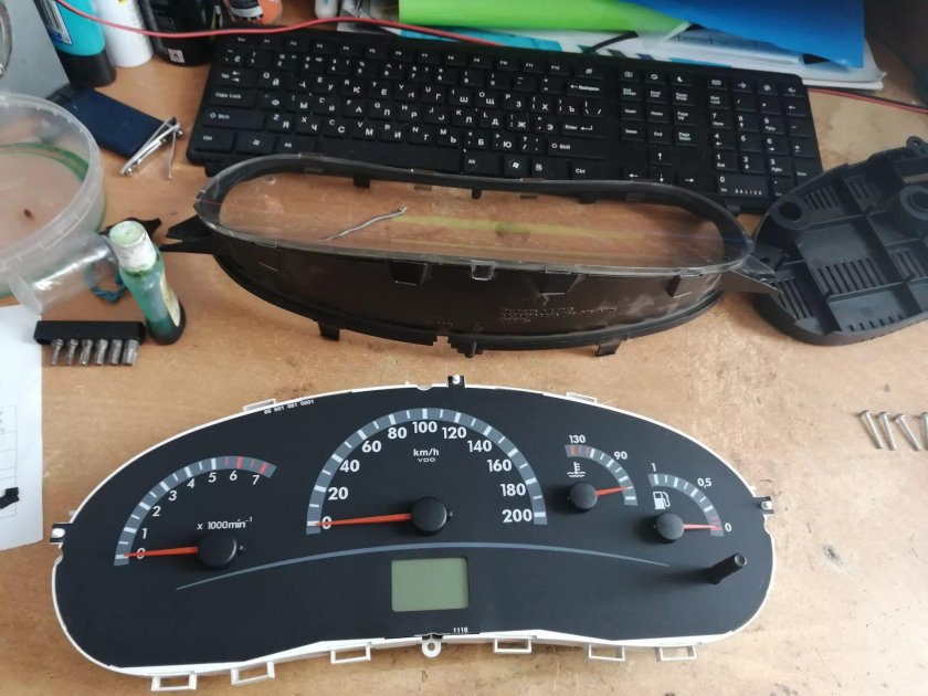 Приборная панель ВАЗ 2112 vdo