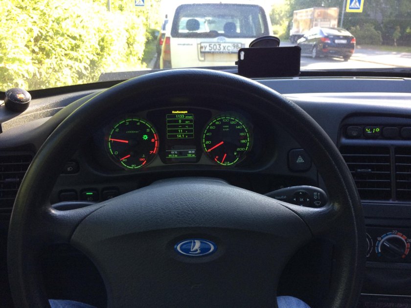 ВАЗ 2110 приборка с навигацией