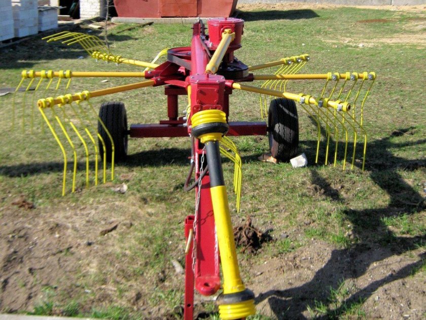 Грабли-ворошилки роторные ГВР-3