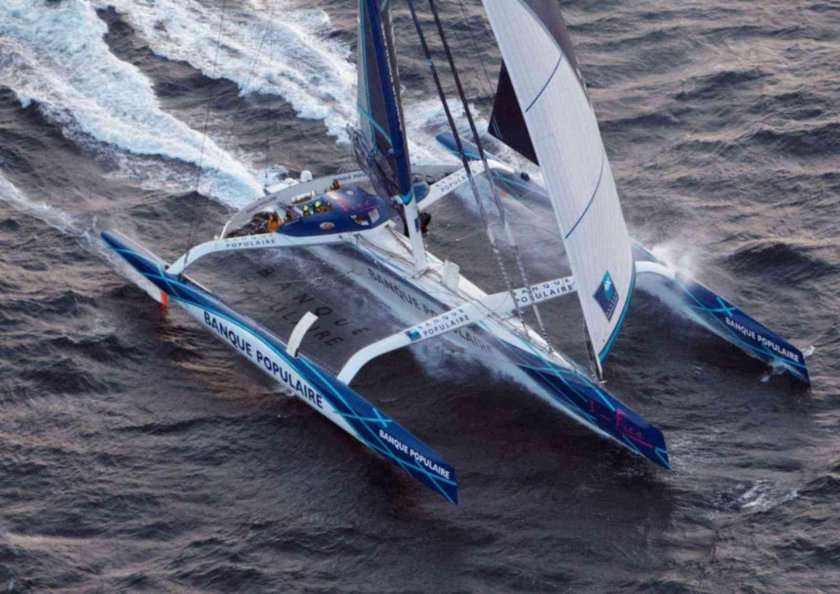 Тримаран парусный