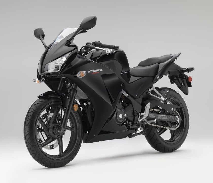 Honda CBR 250 чёрный