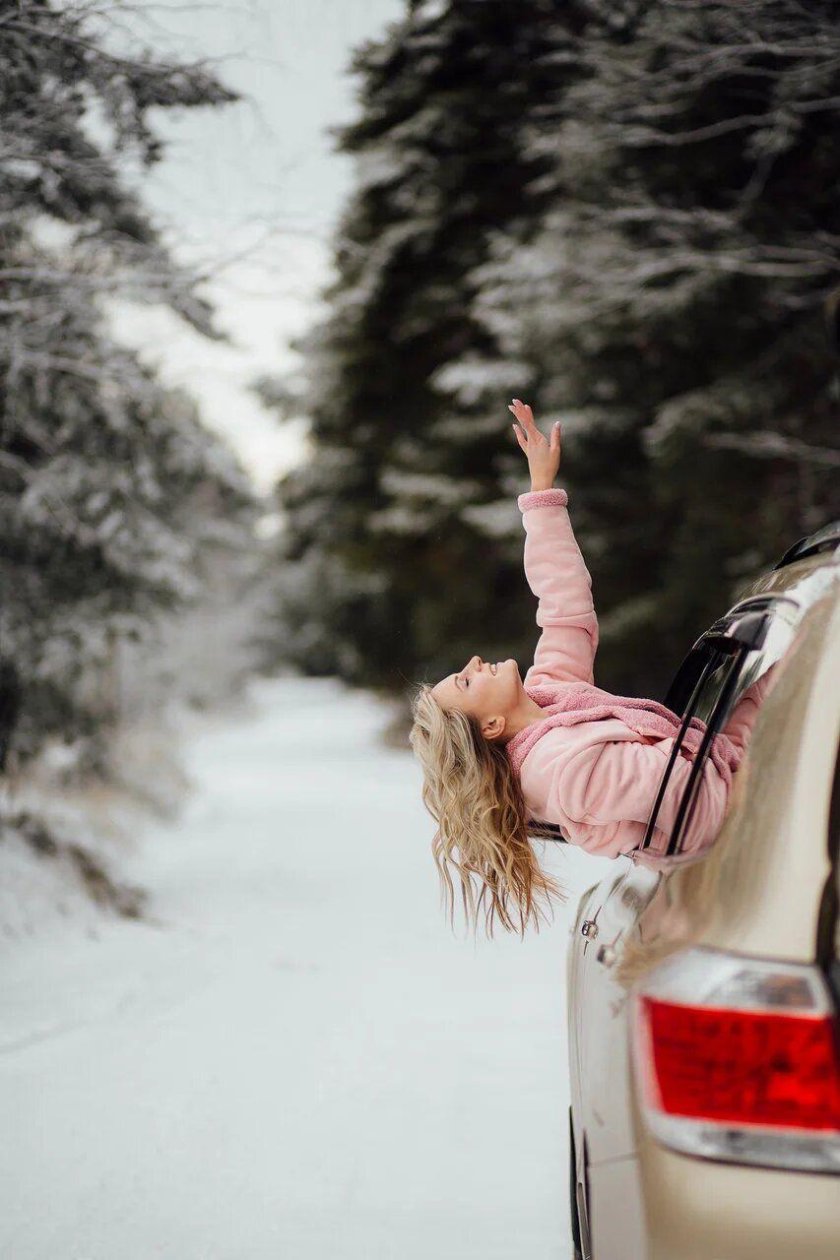 Зимняя фотосессия на дороге