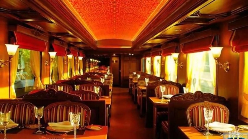 Поезд Махараджа экспресс индийский