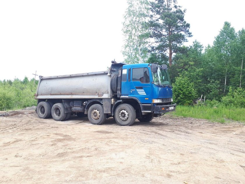 Kia Granto нефтевоз