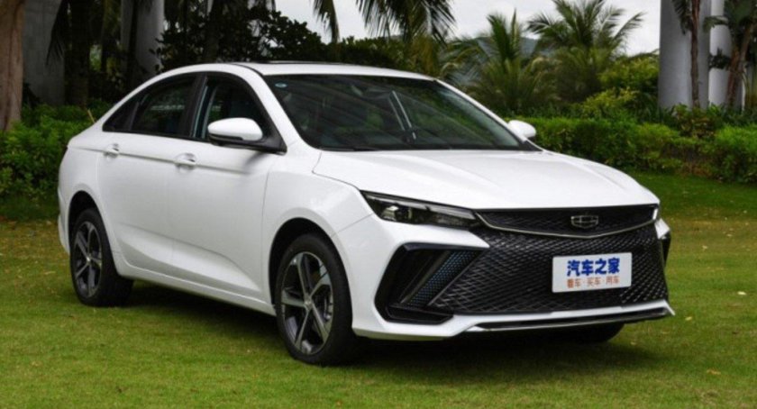 Geely Emgrand 2022