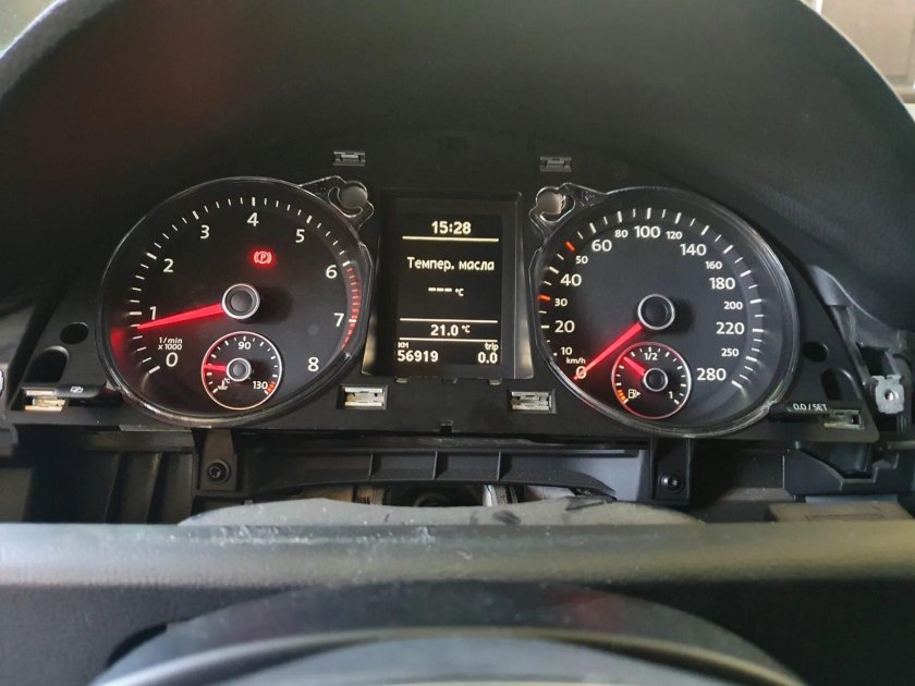 Приборная панель VW b6 MFA+