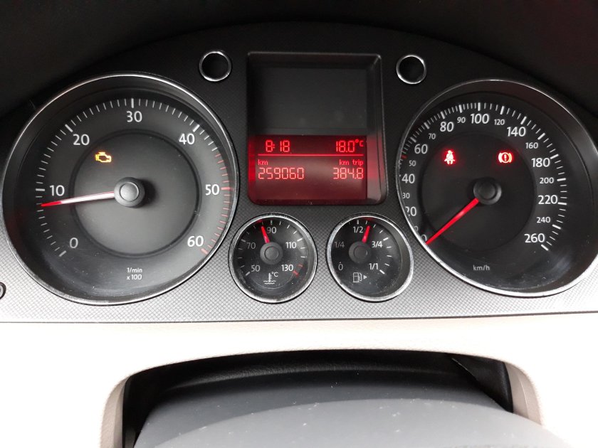 Passat b6 приборная панель